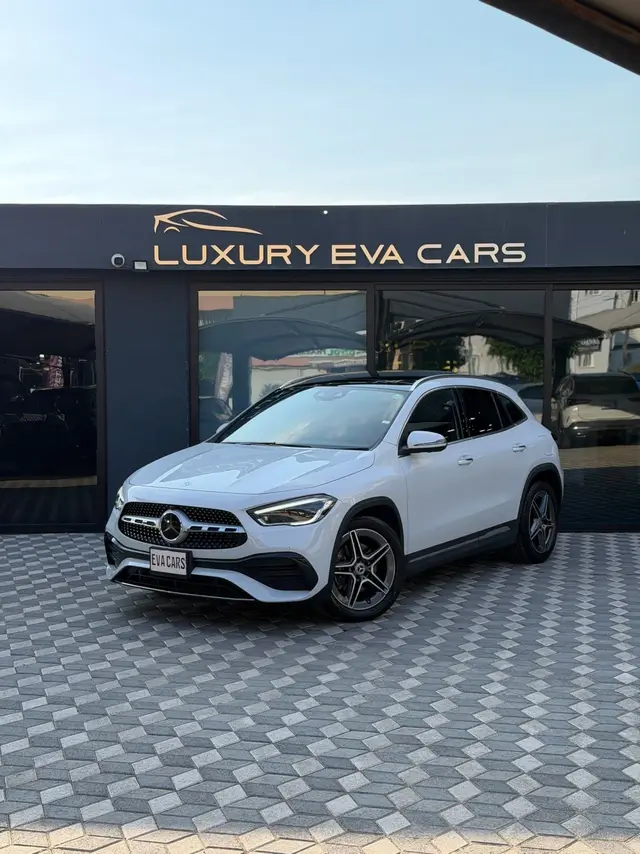 Mercedes-Benz GLA 200 d 4Matic